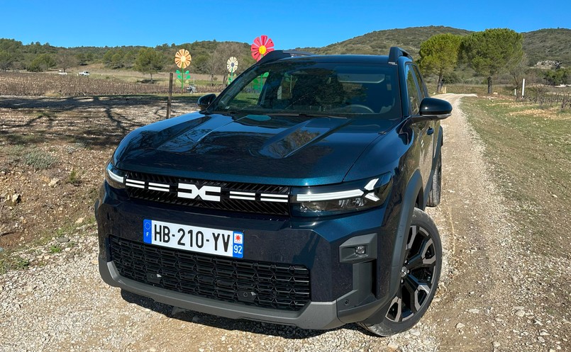 Nowa Dacia znika w ciemno. Silnik 1.8 hitem. Ceny sensacją