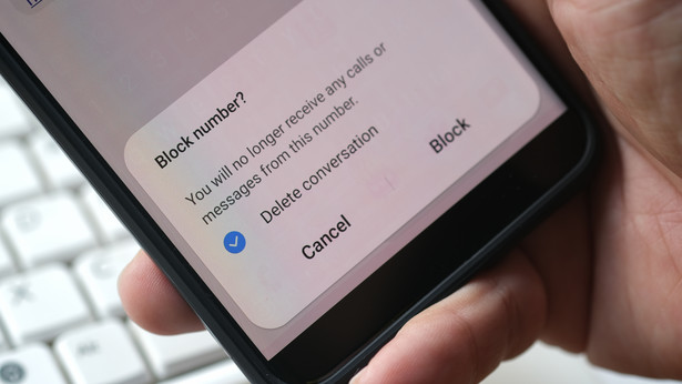 Obowiązek blokowania fałszywych wiadomości SMS wejdzie w życie 25 marca 2024 roku