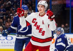 Hokeiści Carolina Hurricanes awansowali do play off ligi NHL