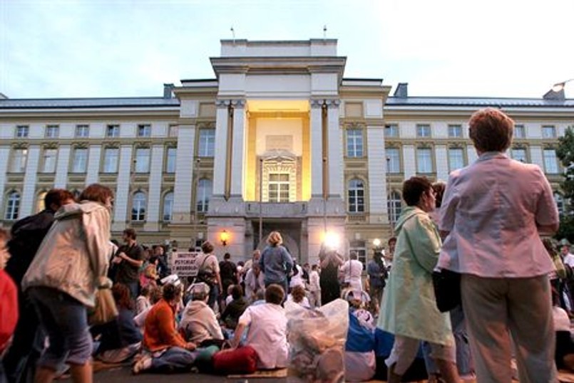 Noc pod kancelarią premiera