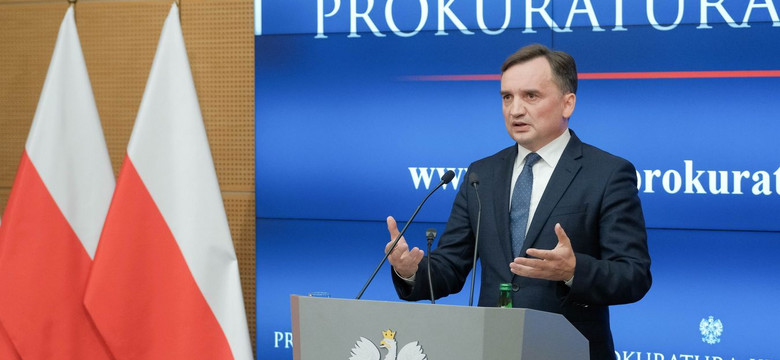 Afera podsłuchowa. Prokuratura opublikowała protokoły dot. relacji wspólnika Falenty. Tusk odpiera zarzuty