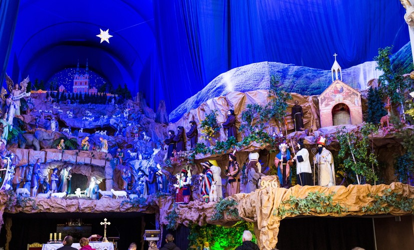 SZOPKA BOŻONARODZENIOWA W KOŚCIELE ŚW. FRANCISZKA SERAFICKIEGO W POZNANIU