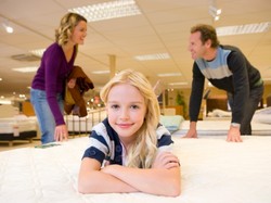 Uczestnik czy obserwator relacji: Jak włączać dziecko w tworzenie relacji z nowym partnerem?