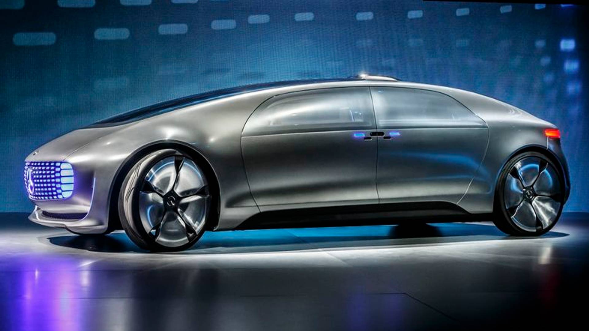 Auto z przyszłości albo rozmowa z robotem – sam możesz tego doświadczyć