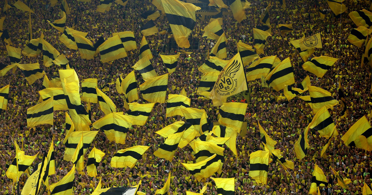 Borussia Dortmund vs PSG.  Chills in the stands in the Champions League semi-final!