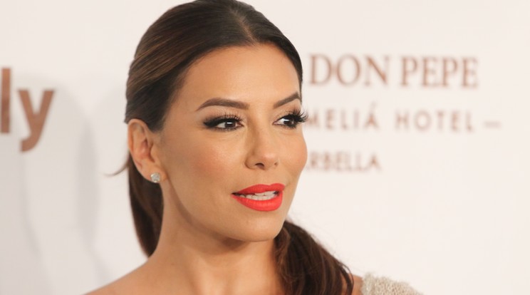 Eva Longoria 47 évesen is bomba formában van / Fotó: Northfoto