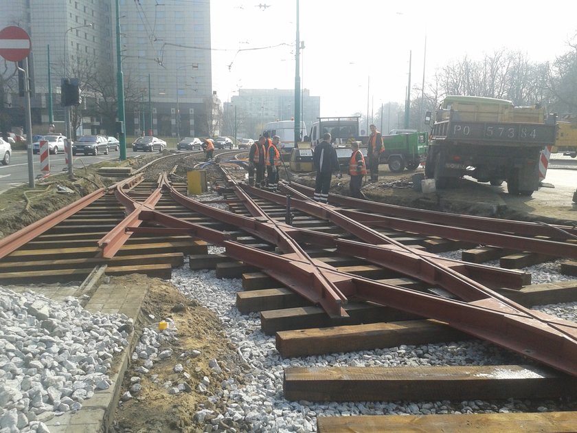 Trwa remont torowiska. Kolejny etap ruszy po świętach