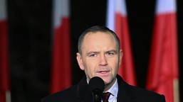 nawrocki w gdyni: niech żyje wolna, niepodległa polska! precz z komuną