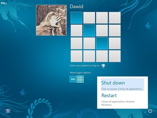 Jedna z nowości Windows 8, którą na pewno docenią użytkownicy tabletów, to logowanie za pomocą wzoru.