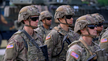 Földön, tengeren, levegőben, mindenhol ott lesznek a NATO katonái: Amerika jelentősen növeli a jelenlétét Európában
