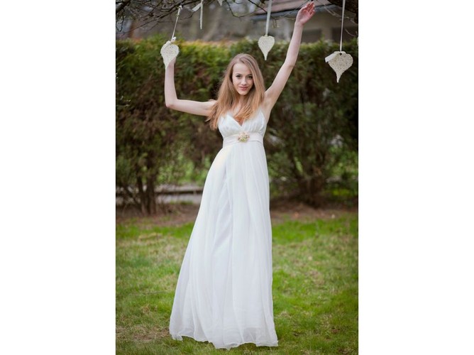 Designerskie suknie ślubne w ekologicznej kolekcji Femini