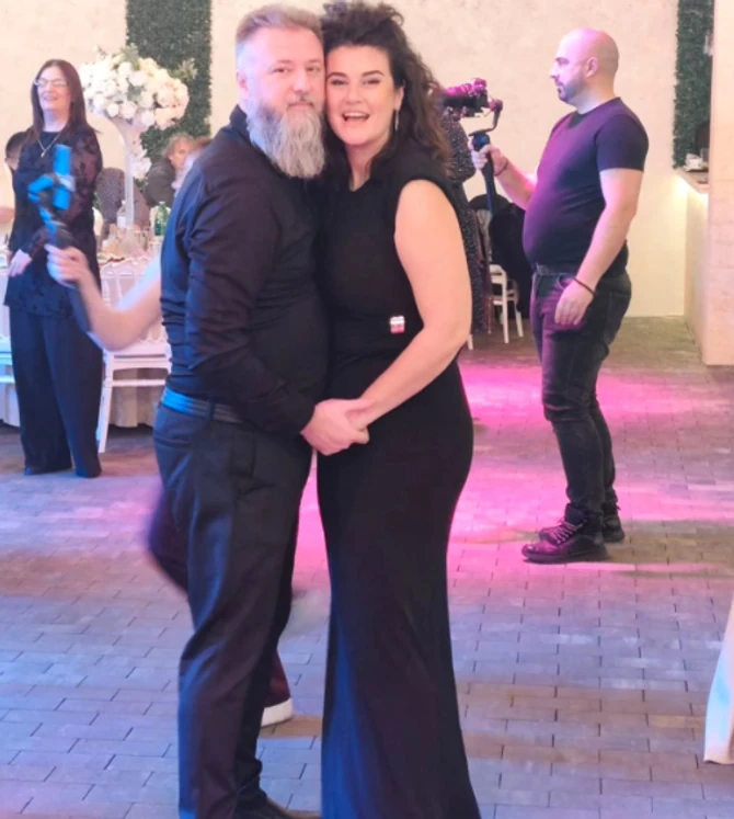 Otac Predrag Popović sa suprugom