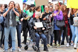 metropolie młodych i starzejąca się błyskawicznie polska powiatowa. de