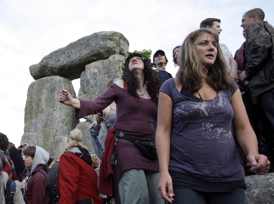 BRITAIN STONEHENGE SUMMER SOLSTICE