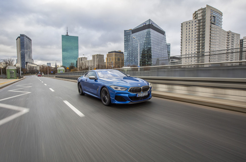 BMW M850i xDrive - co tak naprawdę potrafi topowy wariant BMW M850i?