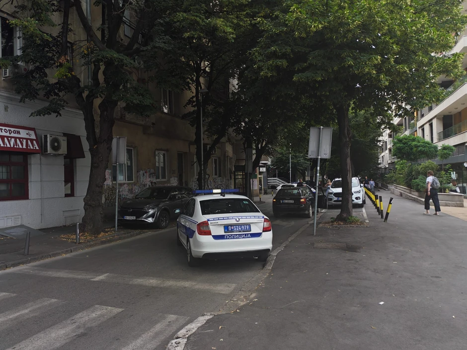 Ubadanje ispred Starine Novaka 21