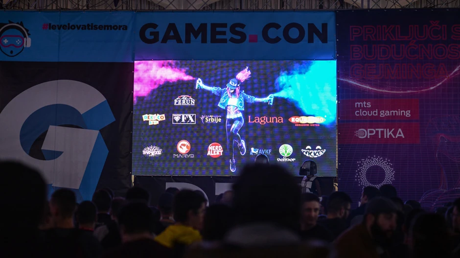 Games con