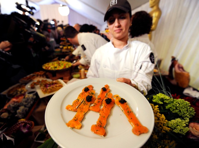 Goście balu zjedzą także Oscary wykonane z łososia i kawioru