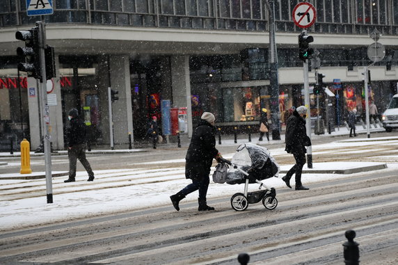 Załamanie pogody w Polsce. Potężna burza śnieżna nad Warszawą