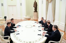 rosja jest wściekła. pieskow grzmi o podwójnych standardach