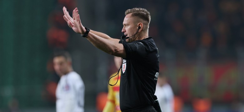 Sędzia Lasyk mówi, dlaczego nie podyktował rzutów karnych dla Jagiellonii w meczu z Legią