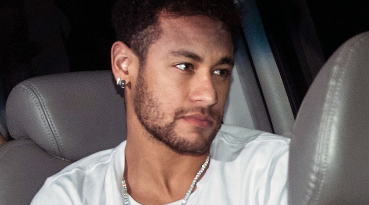 Neymarnak állítólag hiányoznak barcelonai csapattársai /Fo­tó: AFP
