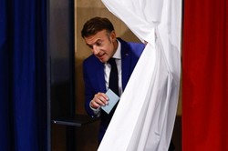"Wstrząs wyborczy" we Francji. Są wyniki exit poll