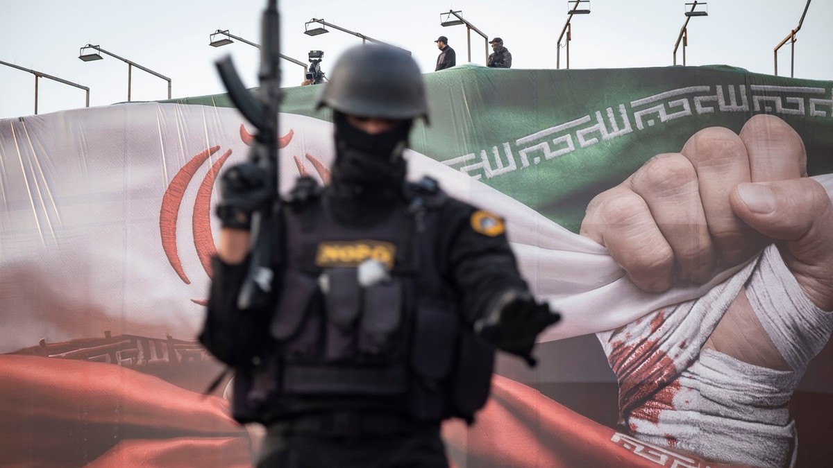 NOPO snage u Teheranu 12. januara