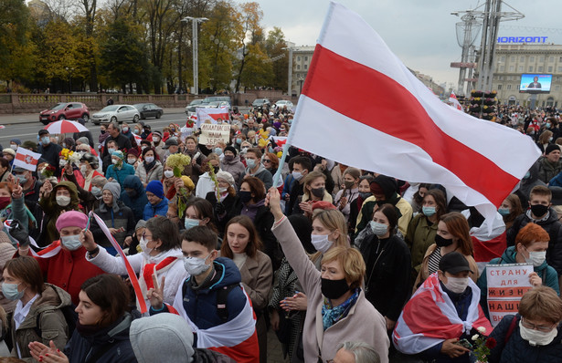 Blisko 50 osób zatrzymanych na protestach w Mińsku