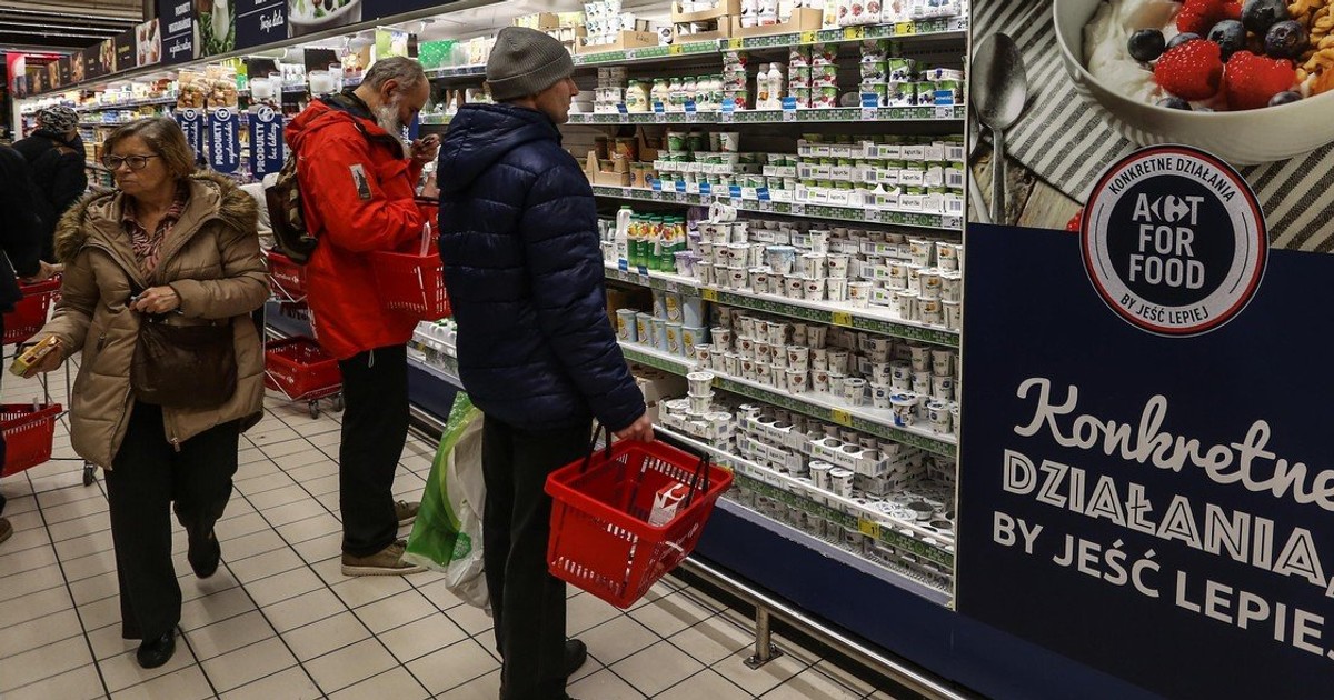 Czy 23 lutego jest niedziela handlowa? Sprawdź, które sklepy będą otwarte!