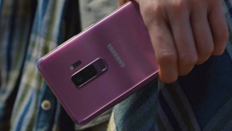 Samsung wkrótce pokaże smartfona z poczwórnym aparatem. Znamy jego częściową specyfikację