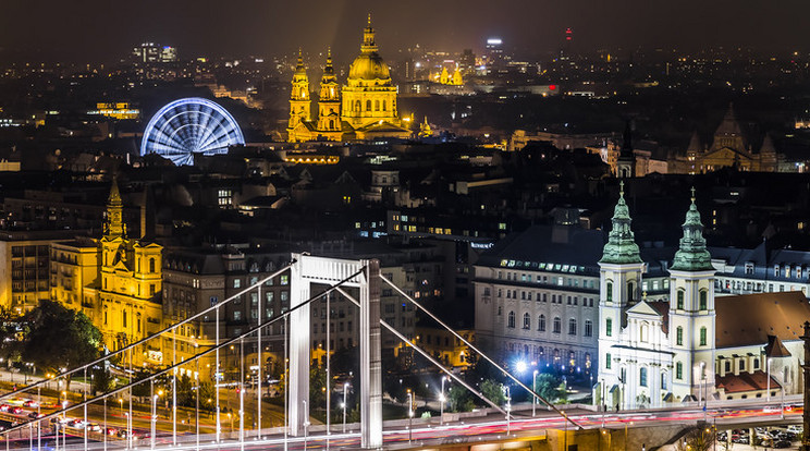 Új fejlesztéseket indítanak Budapesten / Fotó: Shutterstock