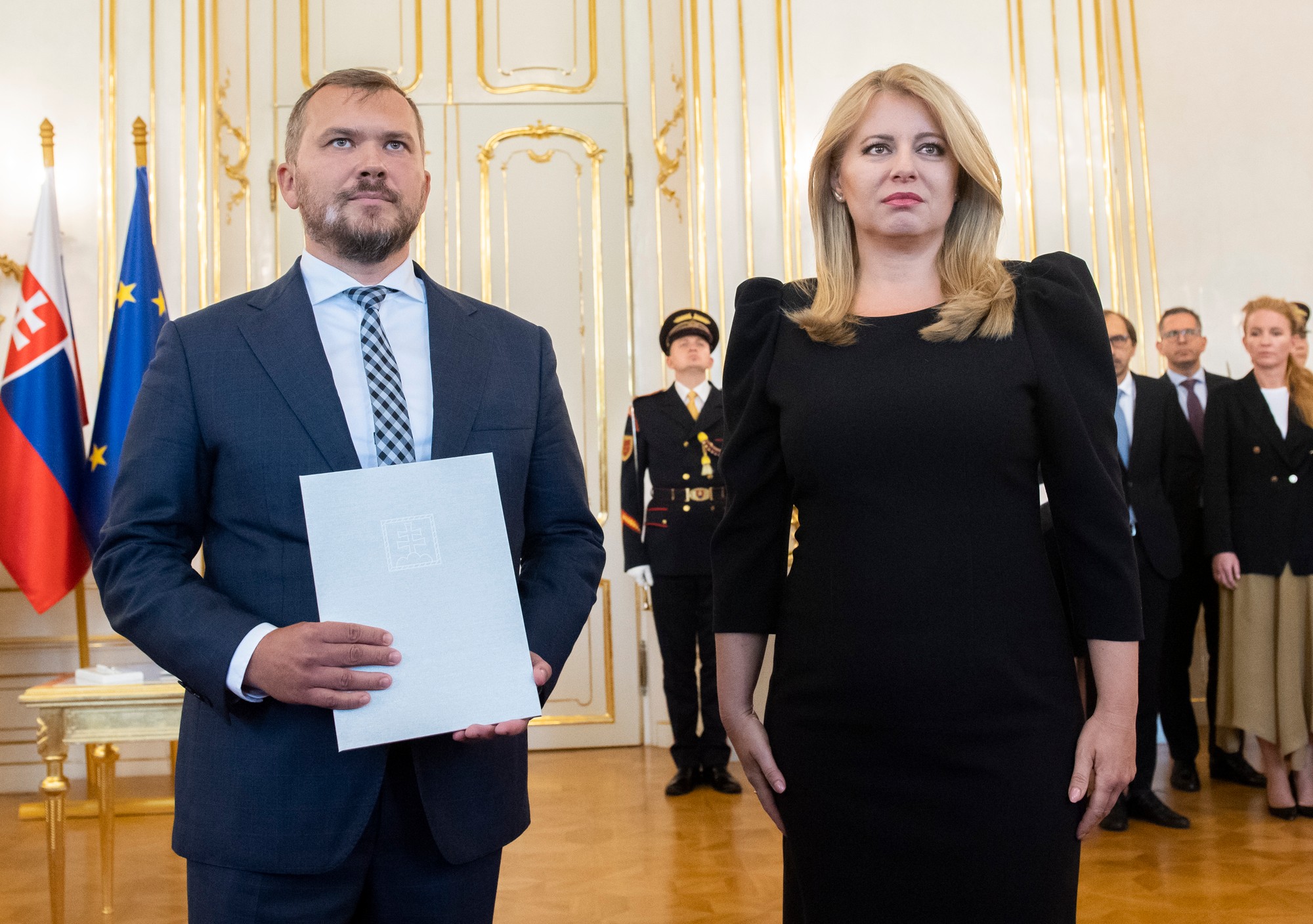 Prezidenta SR Zuzana Čaputová (vpravo) a nový minister spravodlivosti Viliam Karas.