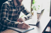 "Testy dla średnio inteligentnego szympansa". Tak według studentów studiowało się na wrocławskiej uczelni