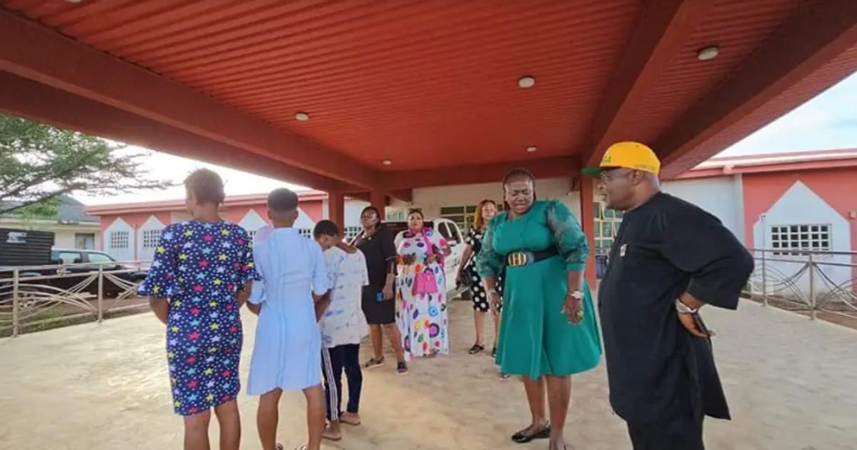 Vigilante rescues 3 pregnant girls whose babies were to be sold at ₦300k - Vimarsana News