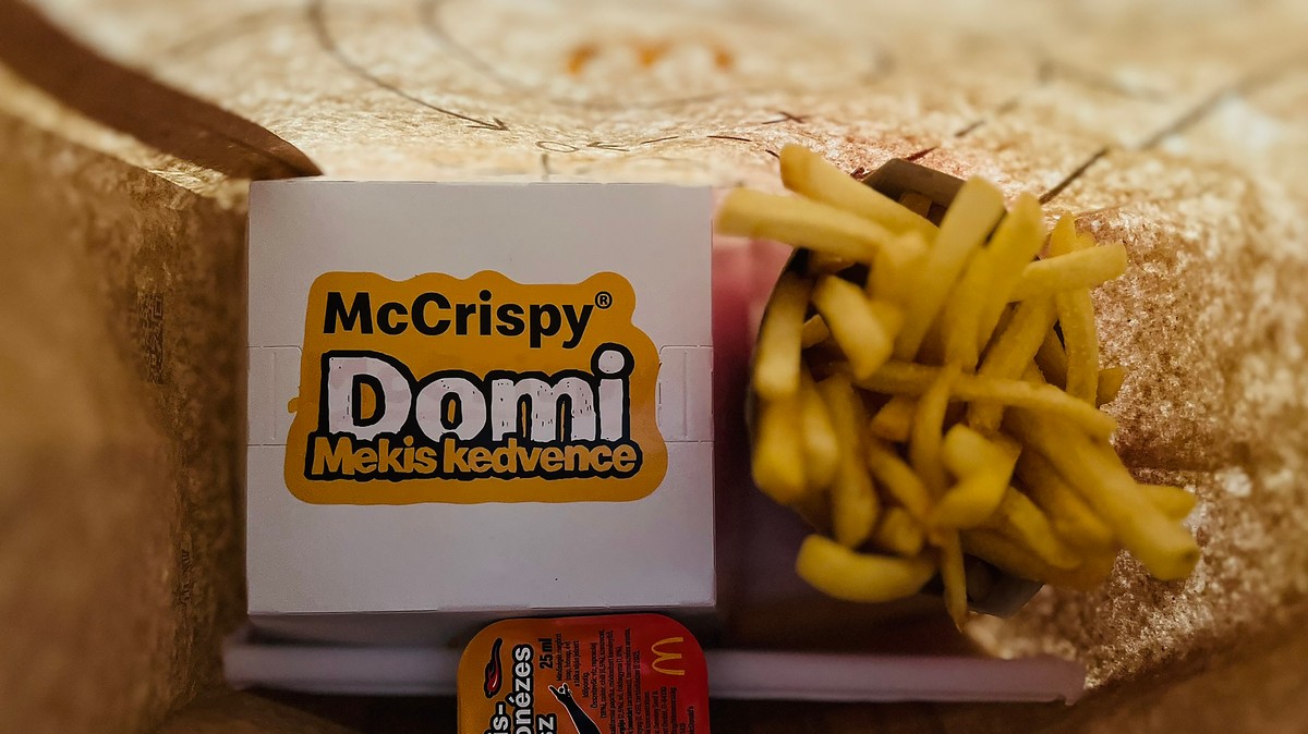 Megkóstoltuk Szoboszlai Dominik mekis menüjét