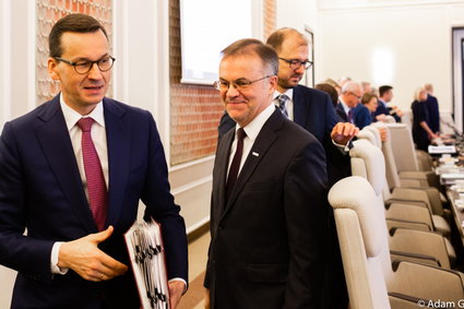 Premier Morawiecki na zakupach. Powstanie specjalny fundusz, który poszerzy władzę w spółkach