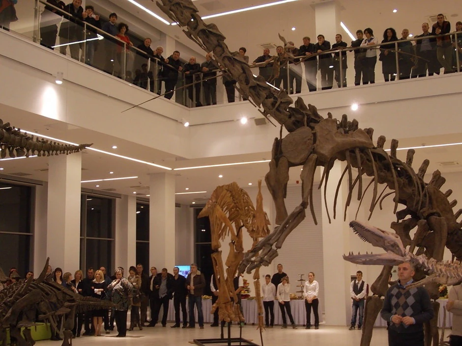 Među eksponatima su i Ti-reks i druge vrste u prirodnoj veličini