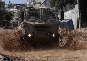 Izraelske snage provode redovne racije na Zapadnoj obali, ali čini se da je ova akcija mnogo veća po obimu od dosadašnjih | Foto: EPA