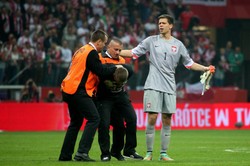 Wojciech Szczęsny znów przyłapany na paleniu papierosów. Polak stracił miejsce w składzie Romy