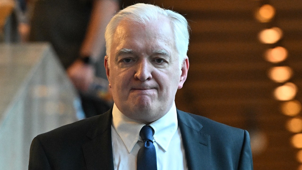 Jarosław Gowin ma nową posadę. Pojawiło się potwierdzenie. "Zalecam wstrzemięźliwość"