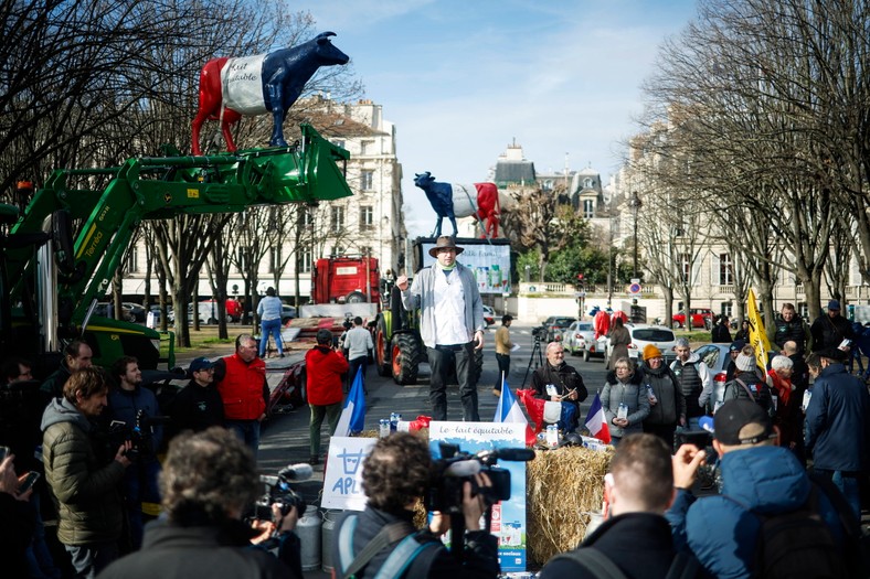 Protest francuskich rolników w Paryżu, 13 lutego 2024 r.