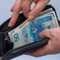 "Uważaj na swoje oszczędności!" UOKiK wskazuje podejrzane inwestycje i nakłada kary