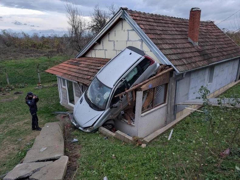 Nesvakidašanja saobraćajna nezgoda kod Ćuprije 