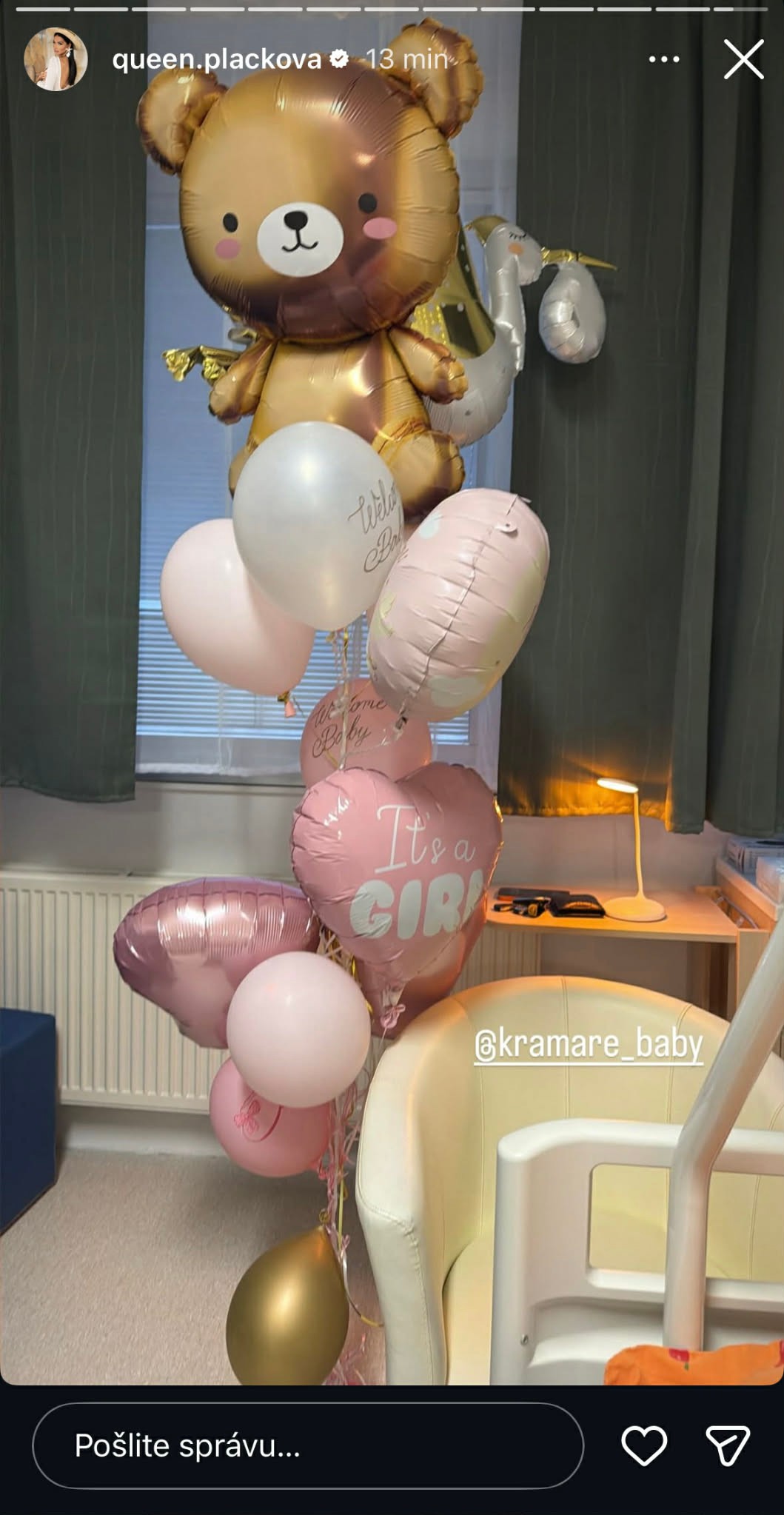 Influencerka Zuzana Strausz Plačková priviedla na svet dcérku Ayanu. 