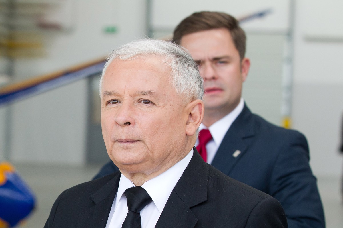 Ostry atak na PiS. W roli napastnika "Nasz Dziennik"