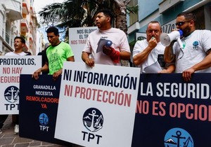 Protesti na Tenerifima jer je španska vlada odobrila da brod na kojem su bili zaraženi hantavorisom pristane u luci na Kanarskim ostrvima | Foto: Reuters