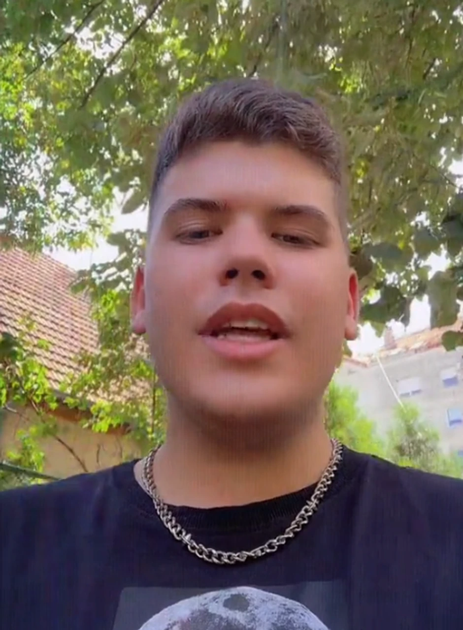 Uroš Stanić tiktoker tvrdi da je prebijen