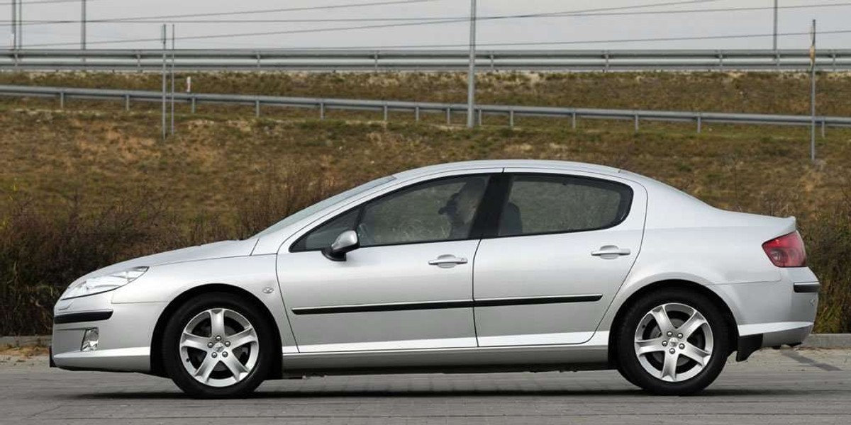 Peugeot 407 2.0 HDI: Pociąga i odstrasza