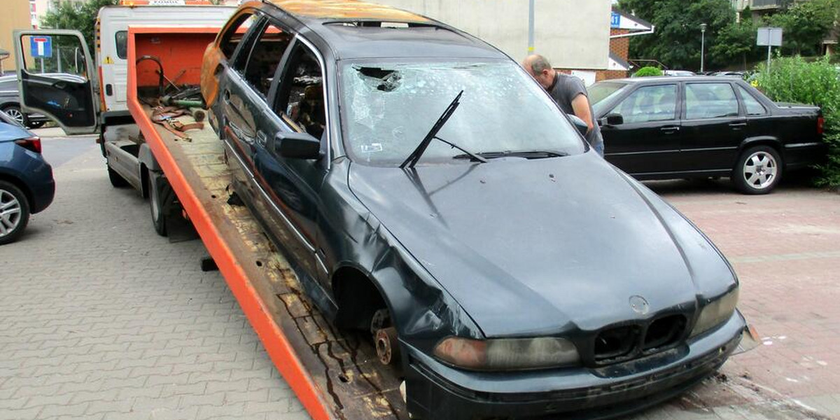 Gdańsk wziął się za wraki. Usunięto 300 rozpadających się aut.